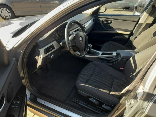 BMW 318 Zarejestrowany i ubezpieczony.