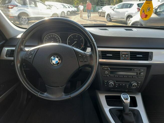 BMW 318 Zarejestrowany i ubezpieczony.