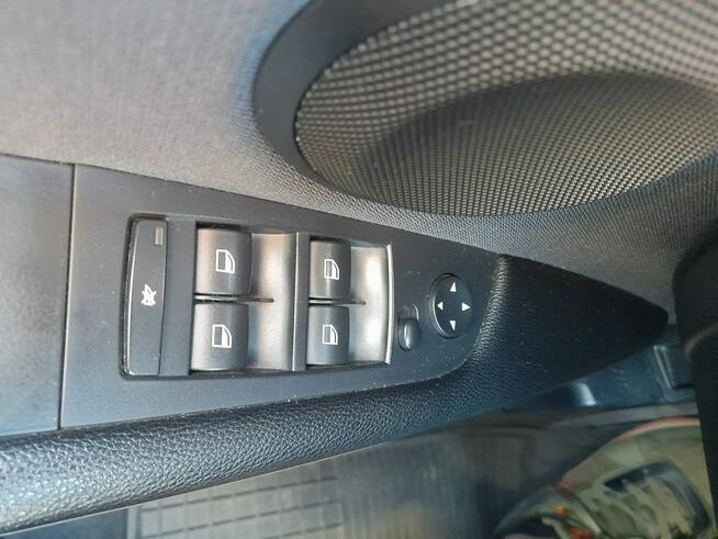 BMW 318 Zarejestrowany i ubezpieczony.