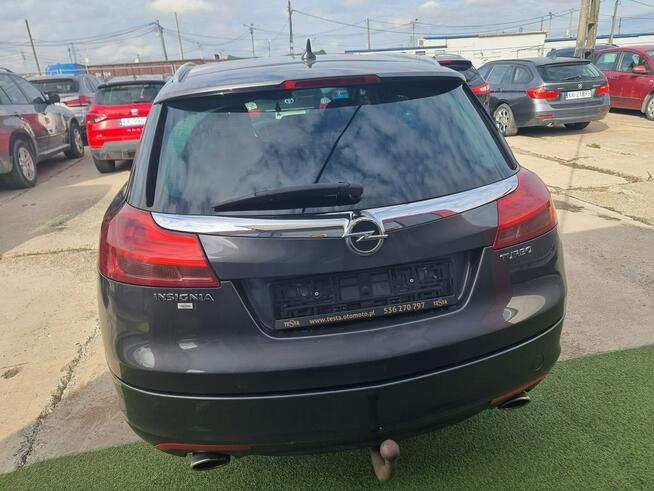 Opel Insignia Sports Tourer 2.0 Turbo 4x4 – benzyna, 220 KM