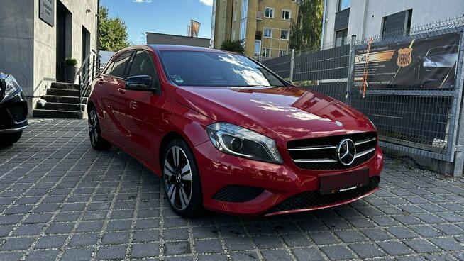 Mercedes A 200 Automat 1.6B 156KM Kubełki Kam Cof Navi Bi-Xenon AutoHold Alu18nowe