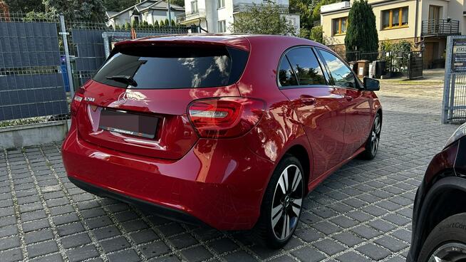 Mercedes A 200 Automat 1.6B 156KM Kubełki Kam Cof Navi Bi-Xenon AutoHold Alu18nowe