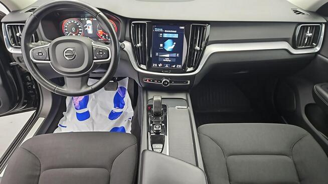 Volvo V60 B4 D Core ! Z Polskiego Salonu ! Faktura Vat !