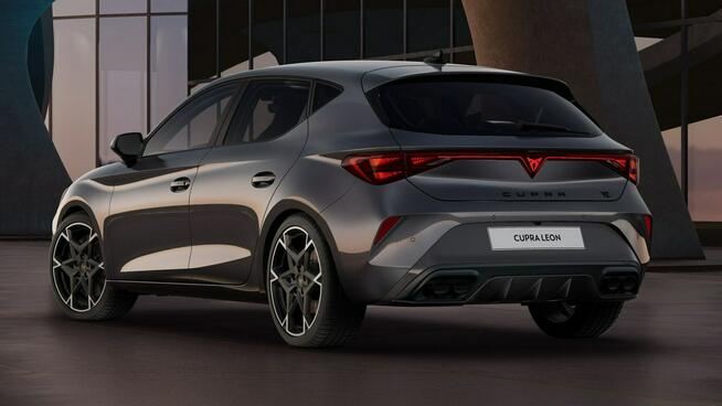 Cupra Leon 300KM - DSG - Intelligent Drive - Pure Performance - Rocznik 2025!