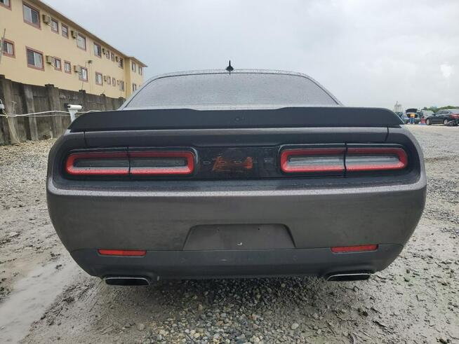 Dodge Challenger Hemi 5.7 R/T