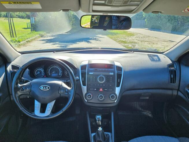 Kia Ceed LIFT 1,4 benz, niski przebieg, klimatyzacja, niskie spalanie
