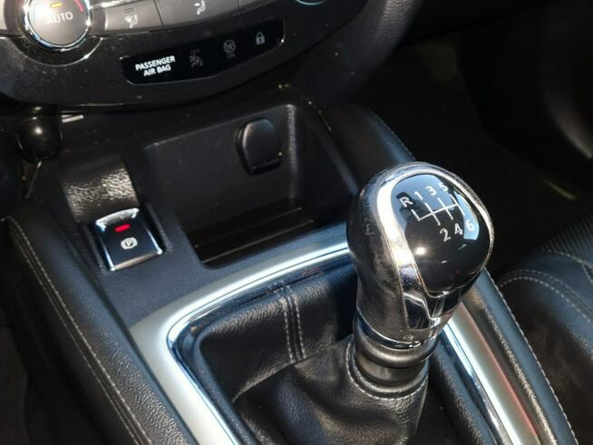 Nissan Qashqai 1.6 Navi Panorama Kamery 360