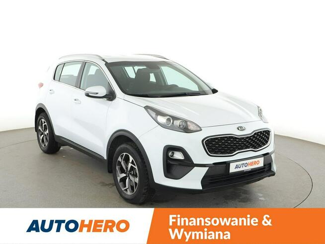 Kia Sportage Business Class niski przebieg navi kamera grzane fotele tempomat klima