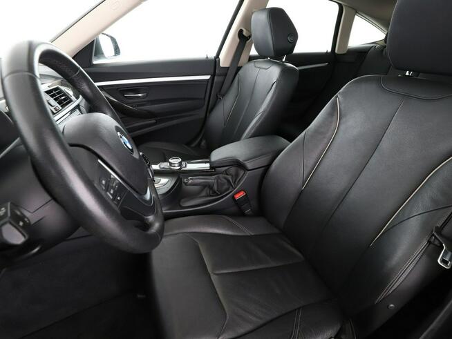 BMW 318 2.0d GT Luxury Line Panorama Navi Tempomat Grzana Skóra Kamera LED