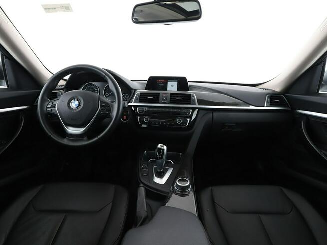 BMW 318 2.0d GT Luxury Line Panorama Navi Tempomat Grzana Skóra Kamera LED