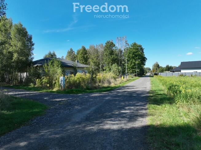 Duża działka niedaleko stacji PKP, mpzp, media