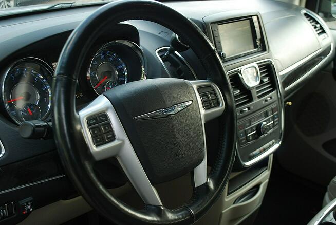 Chrysler Town & Country