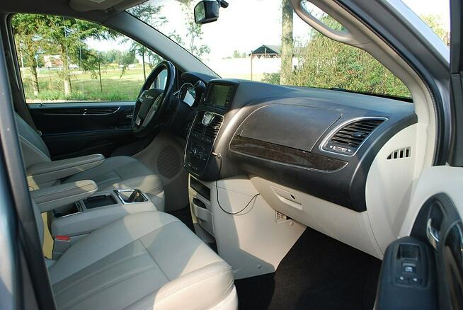 Chrysler Town & Country