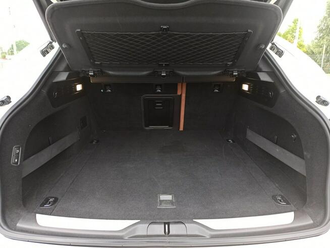 Maserati Levante bogata opcja, ładny stan