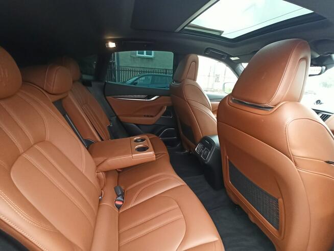 Maserati Levante bogata opcja, ładny stan