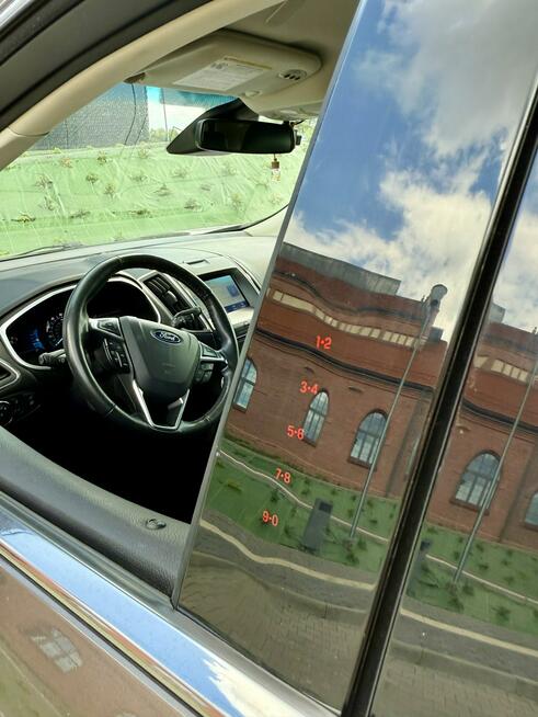 Ford EDGE Titanium AWD bezwypadkowy
