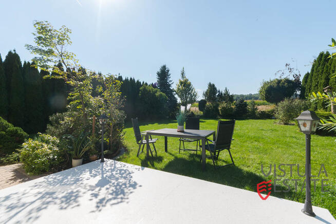 Na sprzedaż dom z pięknym ogrodem w Czułówku