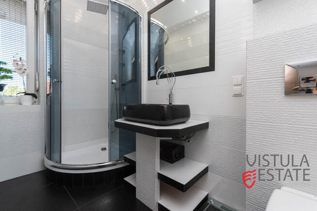 Na sprzedaż dom z pięknym ogrodem w Czułówku