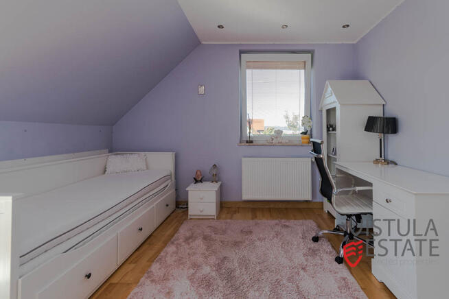 Na sprzedaż dom z pięknym ogrodem w Czułówku