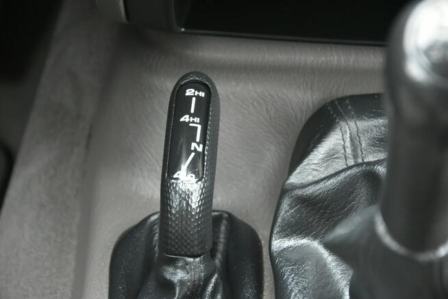 Jeep Cherokee KJ 2.4 147KM Manual GAZ XII.2004r. Polski SALON Klima 4x4 HAK Zadbany