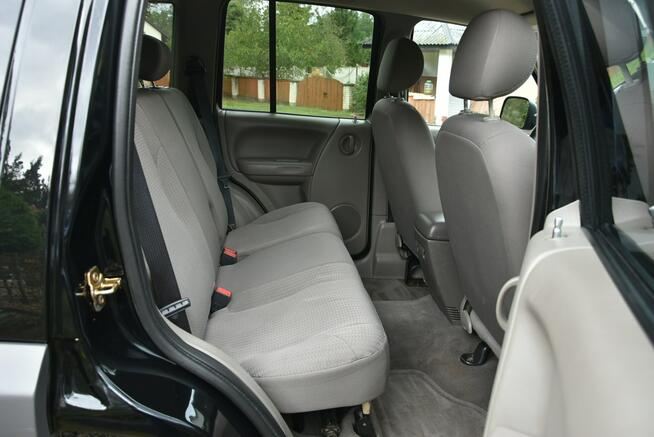 Jeep Cherokee KJ 2.4 147KM Manual GAZ XII.2004r. Polski SALON Klima 4x4 HAK Zadbany