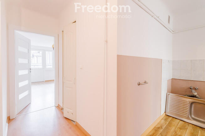 2-pokojowe mieszkanie do własnej aranżacji!