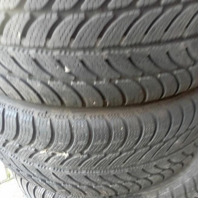 Koła z oponami zimowymi do Toyoty Avensis