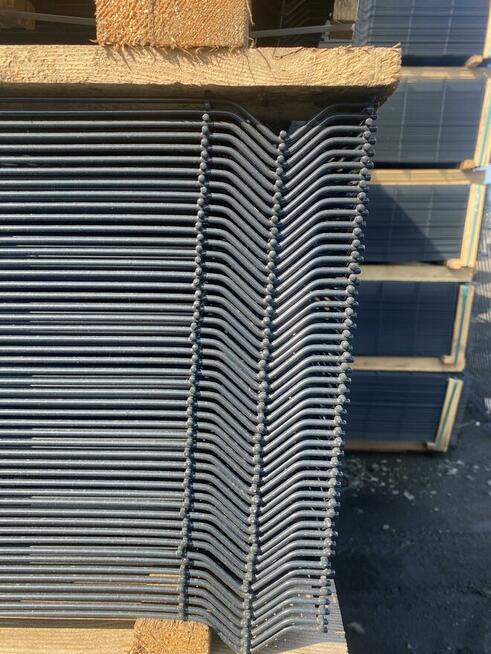 PANELE 3D 2D BRAMY FURTKI OGRODZENIA SIATKI BLOCZKI PŁYTY