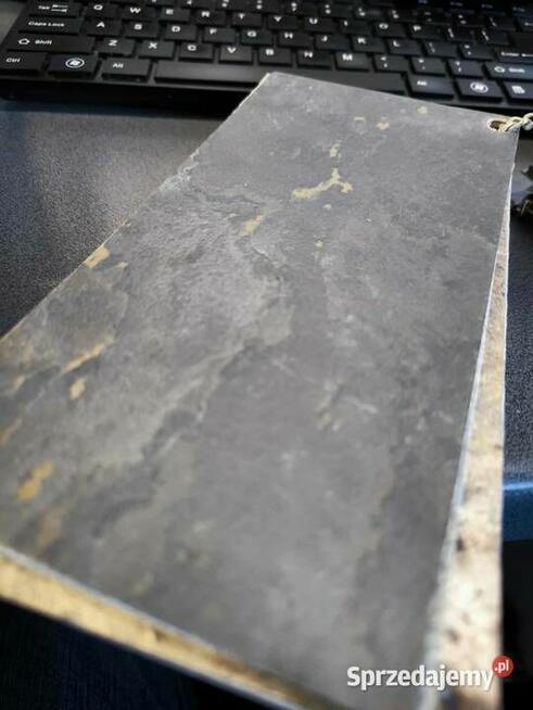 Fornir Kamienny Łupek Black Gold tapeta 2MM 122x61x0,2 cm