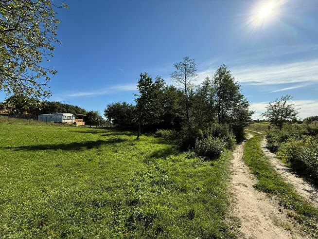 Działka z możliwością zabudowy blisko j. Białe