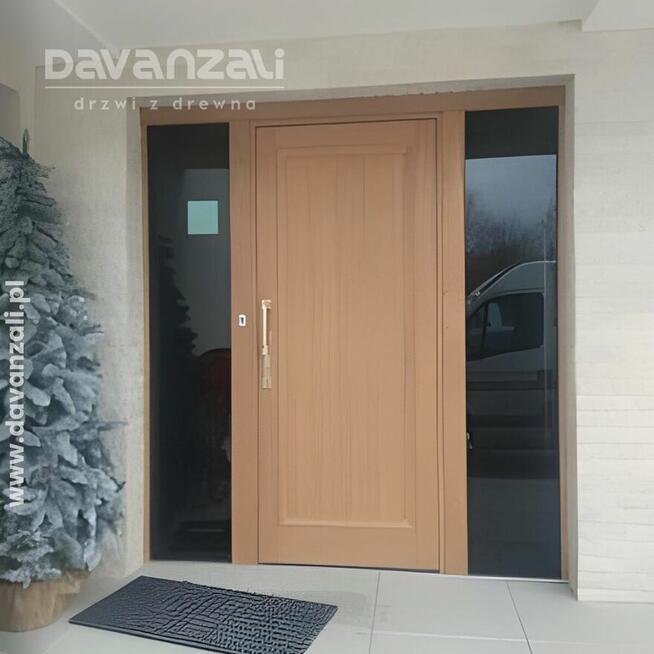 Wykonamy drzwi do kamienicy Davanzali -drzwi z drewna