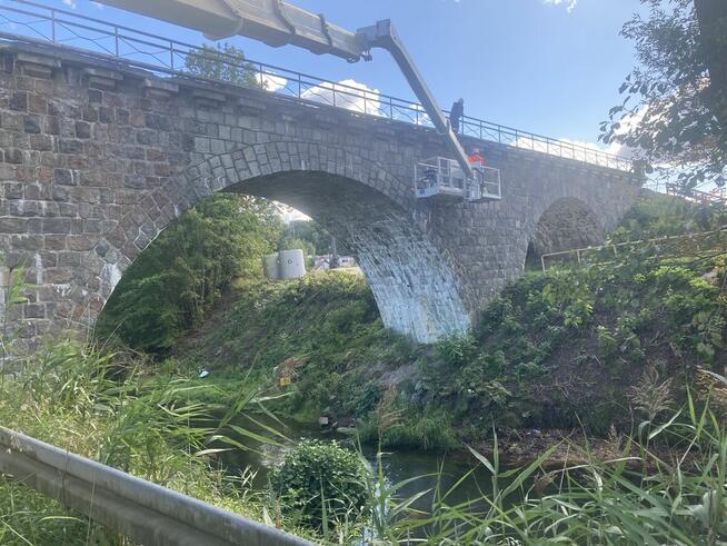 Wynajem podnośników koszowych 70m-45m-30m 4x4 -27m-22m