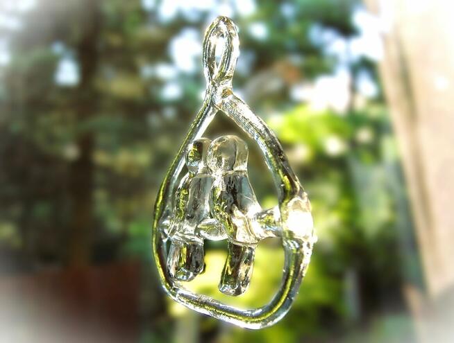 Bertil Vallien, Kosta Boda, ptaki, szklana zawieszka do okna