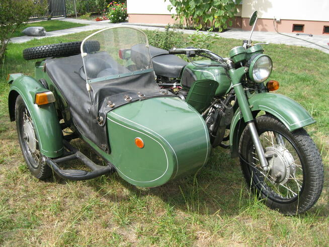 Sprzedam: Ural 650 Dniepr motocykl z wózkiem bocznym.