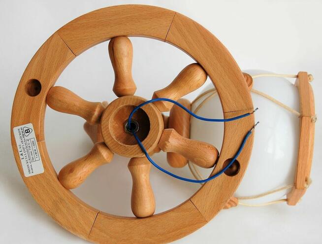 Lampa marynistyczna drewniana kinkiet koło sterowe drewno