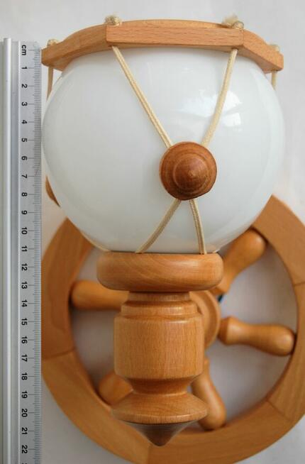 Lampa marynistyczna drewniana kinkiet koło sterowe drewno