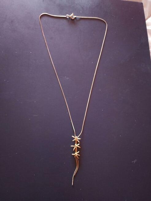 Łańcuszek srebrny z ozdobą