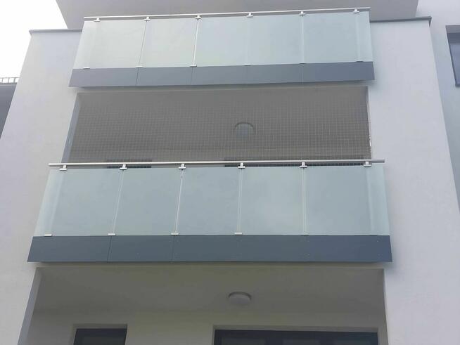 Zabezpieczamy balkony siatkami - bezpieczeństwo dla kotów