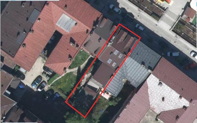 Piętro kamienicy na sprzedaż