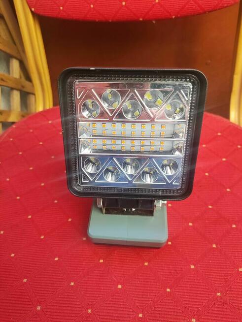 Reflektor Roboczy akumulator Lampa Lampka LED Makita Latarka