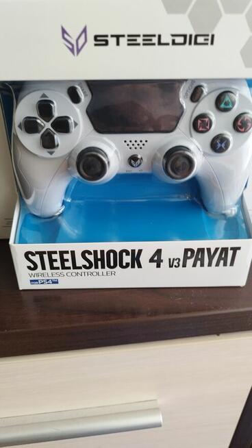 Sprzedam konsole Ps4