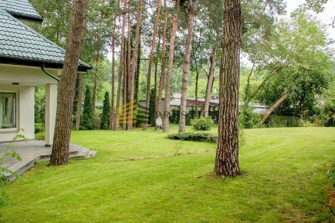 Przestronny dom do wynajęcia w Konstancinie.