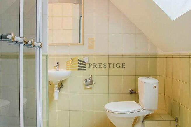 Przestronny dom do wynajęcia w Konstancinie.