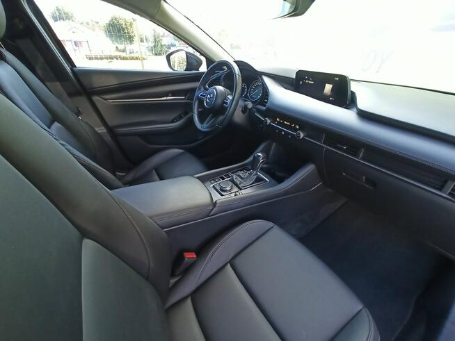 Mazda 3 Bogata Opcja, Mały Przebieg, 25 tkm