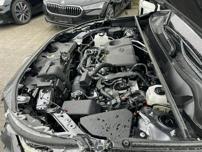 Toyota RAV-4 Automat Hybryda Kamera Klimatronik Virtual cockpit 218KM