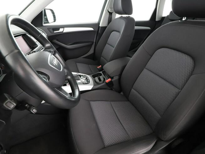 Audi Q5 2.0 TDI Automat Nawigacja Tempomat Grzane Fotele Asystenci Xenon PDC