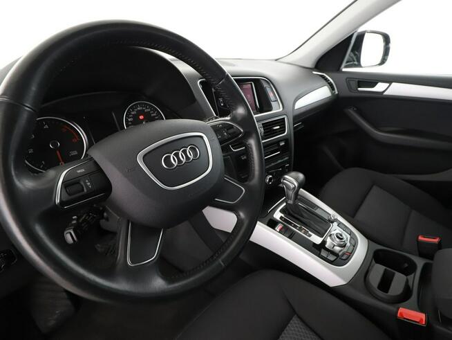 Audi Q5 2.0 TDI Automat Nawigacja Tempomat Grzane Fotele Asystenci Xenon PDC