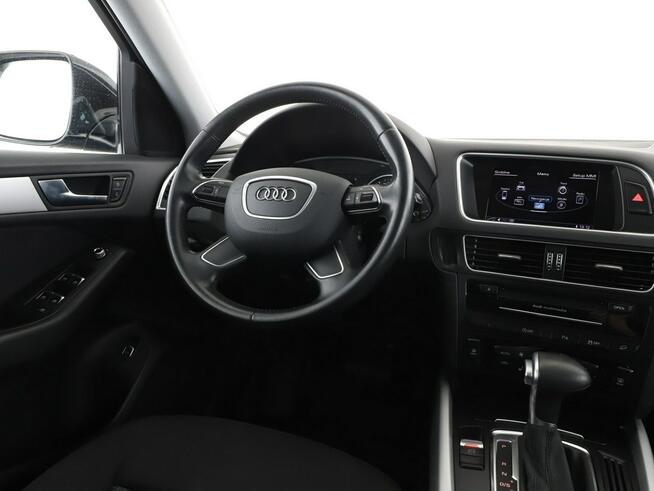 Audi Q5 2.0 TDI Automat Nawigacja Tempomat Grzane Fotele Asystenci Xenon PDC