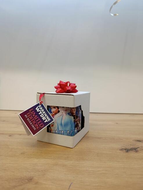 Kubek personalizowany z własną grafiką