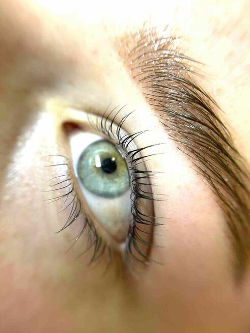 Laminacja brwi i rzęs